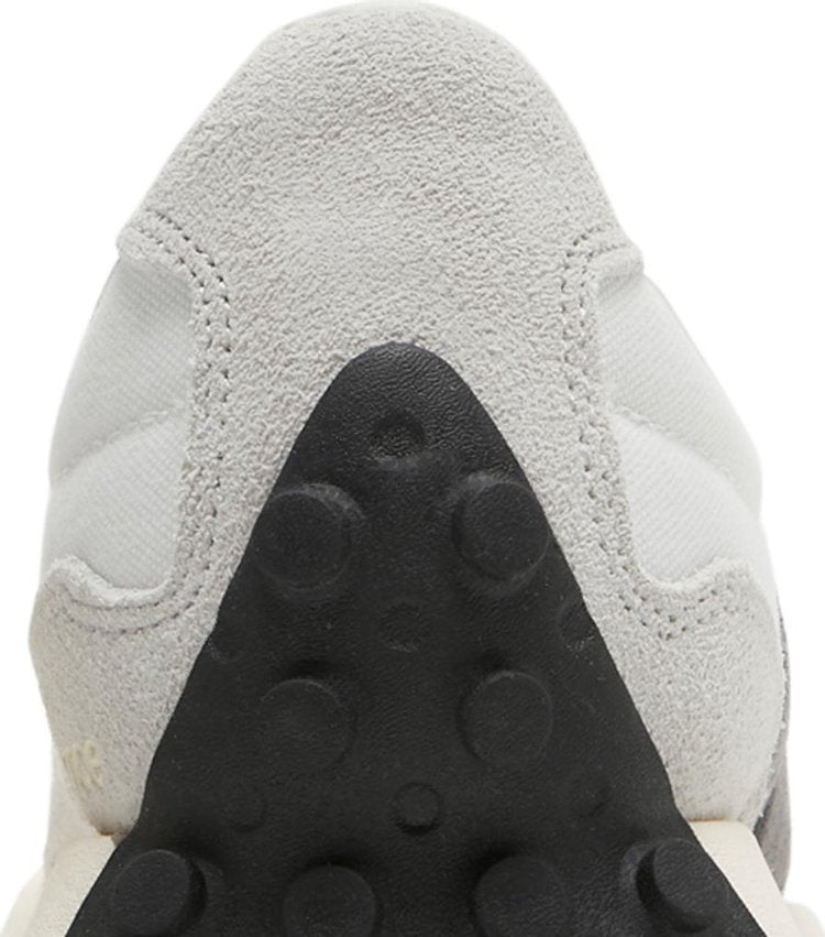 327 'Nimbus Cloud'