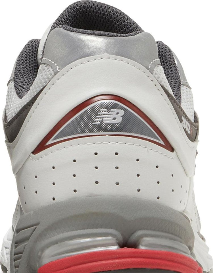 2002R 'Silver Metallic Team Red'
