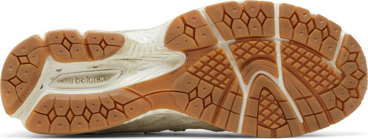 2002R 'Protection Pack - Distressed'