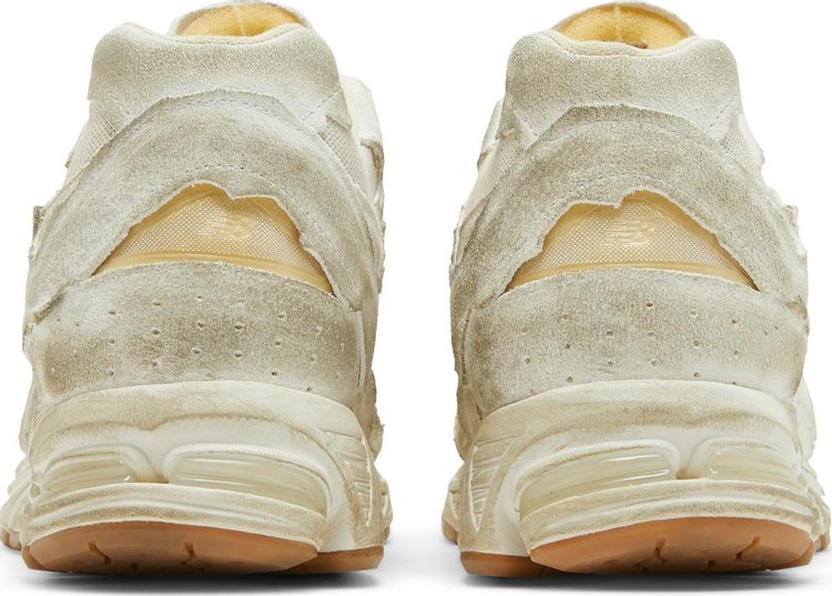 2002R 'Protection Pack - Distressed'