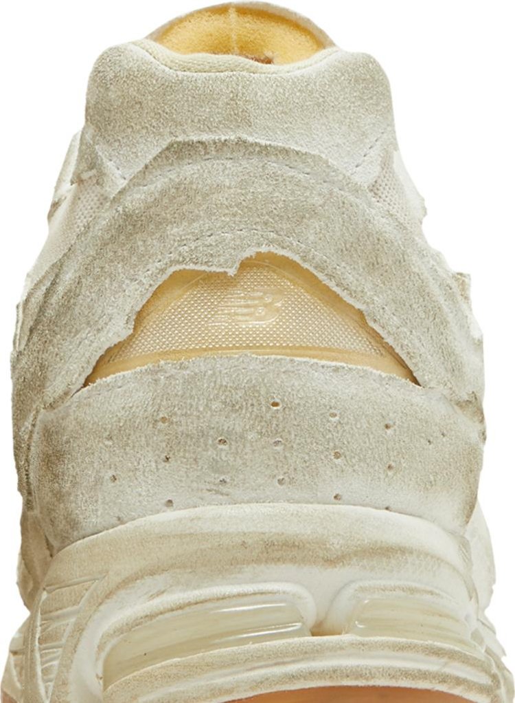 2002R 'Protection Pack - Distressed'