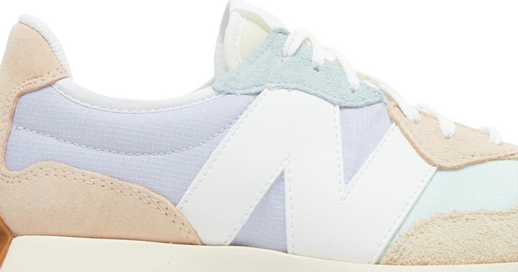 Wmns 327 'White Morning Fog Gum'