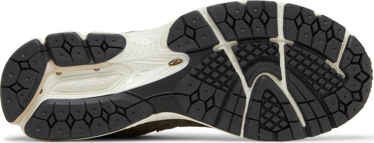 2002R 'Dark Camo'