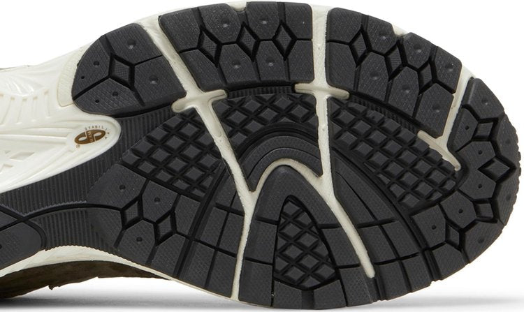 2002R 'Dark Camo'