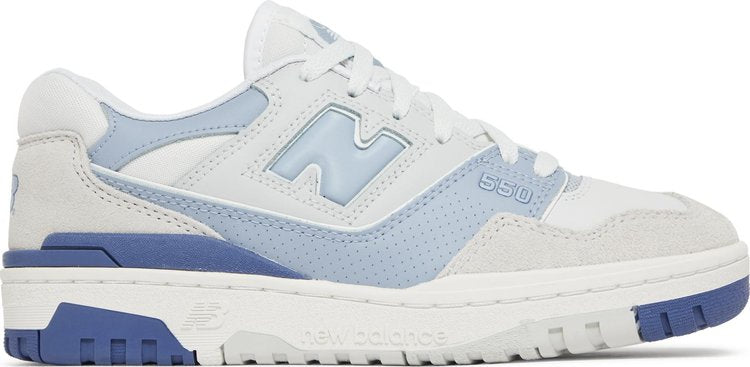 נעלי סניקרס Wmns 550 'Summer Fog Dusk Blue' של המותג ניו באלאנס בצבע לבן עשויות רֶשֶׁת