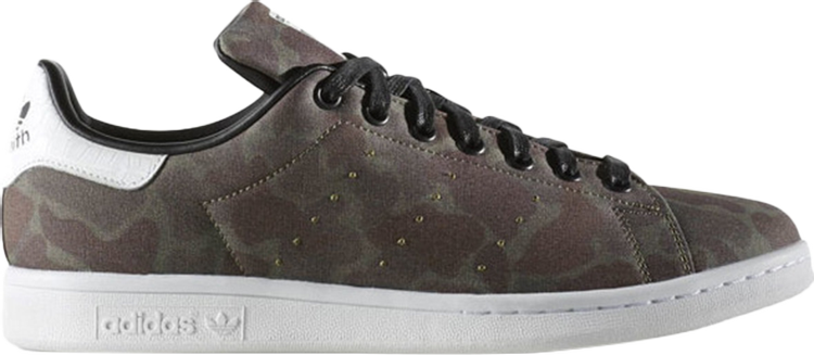 נעלי סניקרס Stan Smith 'Duck Camo' של המותג אדידס בצבע שָׁחוֹר עשויות