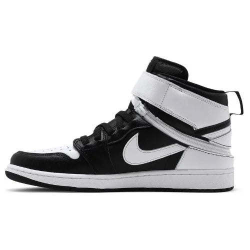 Air Jordan 1 High FlyEase ’Black White’