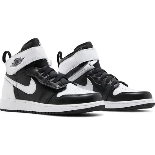 Air Jordan 1 High FlyEase GS ’Black White’