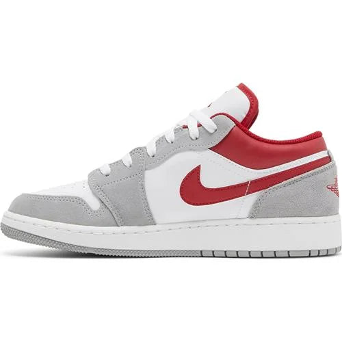 Air Jordan 1 Low SE GS ’Light Smoke Grey Gym Red’