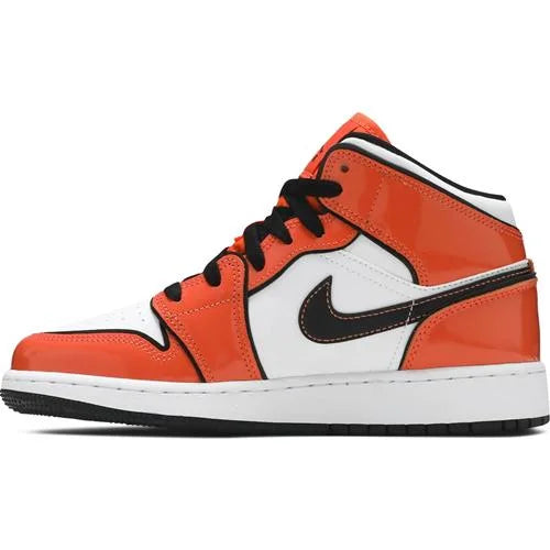 Air Jordan 1 Mid SE GS ’Turf Orange’