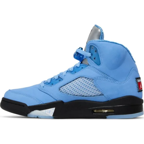 Air Jordan 5 Retro SE 'UNC'