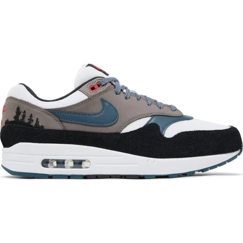 נעלי סניקרס נייק אייר מקס 1 בצבע כְּחוֹל מדגם Air Max 1 Premium 'Escape' מבית היוצר של חברת הענק נייקי