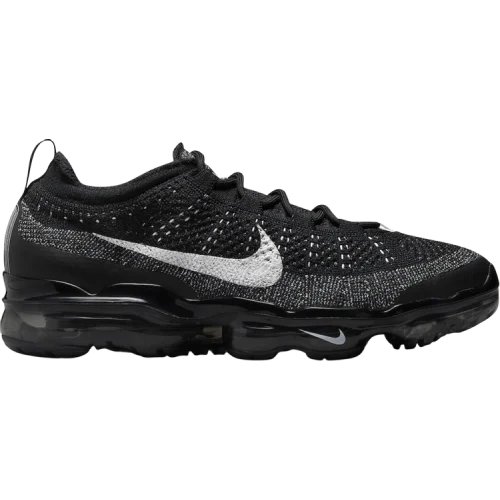 נעלי סניקרס Air VaporMax בצבע שָׁחוֹר מדגם Air VaporMax 2023 Flyknit 'Oreo' מבית היוצר של חברת הענק נייקי