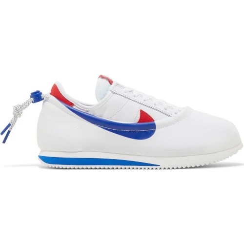 נעלי סניקרס קורטז בצבע לבן מדגם CLOT x Cortez 'Forrest Gump' מבית היוצר של חברת הענק נייקי