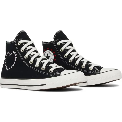Converse Wmns Chuck Taylor All Star High ’Embroidered Hearts