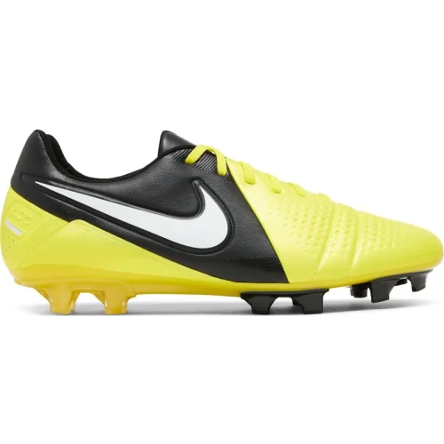 נעלי סניקרס CTR360 Maestri בצבע צהוב מדגם CTR360 Maestri 3 SE FG 'Sonic Yellow' מבית היוצר של חברת הענק נייקי