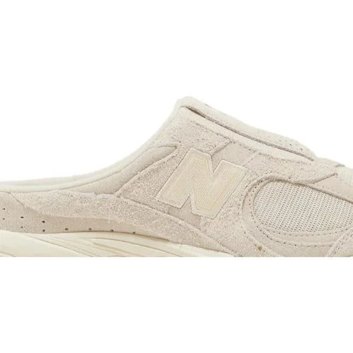 New Balance 2002R Mule ’Calm Taupe’