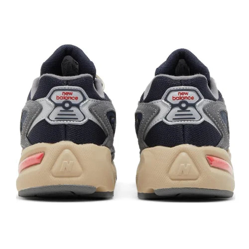 New Balance 725 Navy Grey