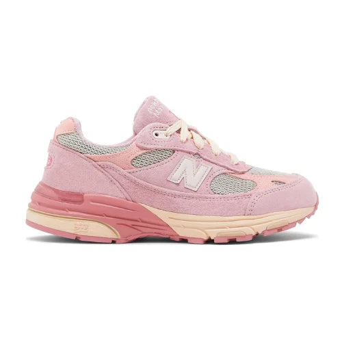 ניו באלאנס מדגם New Balance Joe Freshgoods x Wmns 993 Made in USA Performance Art - Powder Pink הן נעלי סניקרס עבור נשים , גברים וילדים