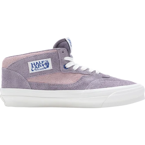 נעלי סניקרס חצי מונית בצבע סָגוֹל מדגם OG Half Cab LX 'Hairy Suede - Grey Ridge' מבית היוצר של חברת הענק ואנס