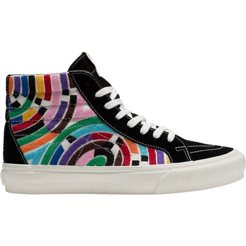 נעלי סניקרס Sk8 בצבע צבעוני מדגם Sk8-Hi Reissue VLT LX 'Love Wins' מבית היוצר של חברת הענק ואנס