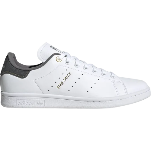 נעלי סניקרס סטן סמית בצבע לבן מדגם Stan Smith 'Luxury Pack - Carbon' מבית היוצר של חברת הענק אדידס