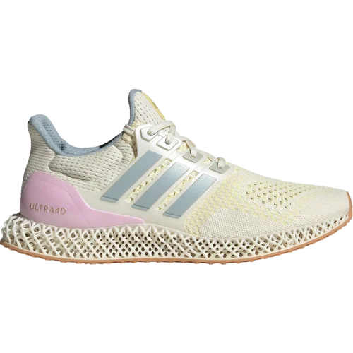 נעלי סניקרס אולטרה 4D בצבע קרם מדגם Ultra 4D 'Off White Orchid' מבית היוצר של חברת הענק אדידס