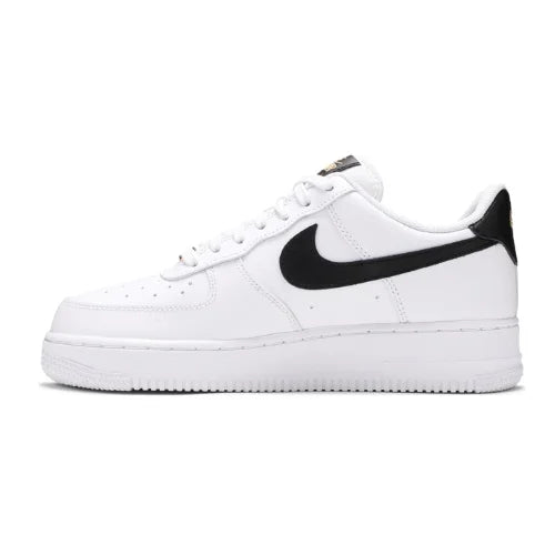 Wmns Air Force 1 07 Essential White Black