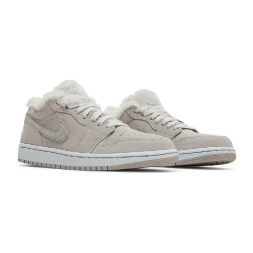 Wmns Air Jordan 1 Low SE Sherpa Fleece