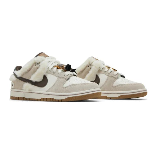 Wmns Dunk Low Bling - Baroque Brown