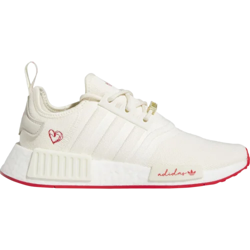 נעלי סניקרס רץ NMD בצבע קרם מדגם Wmns NMD_R1 'Valentine's Day' מבית היוצר של חברת הענק אדידס