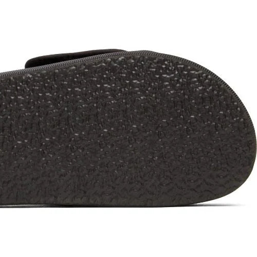 Yeezy slides Yeezy Season 7 Nylon Slipper ’Oil’