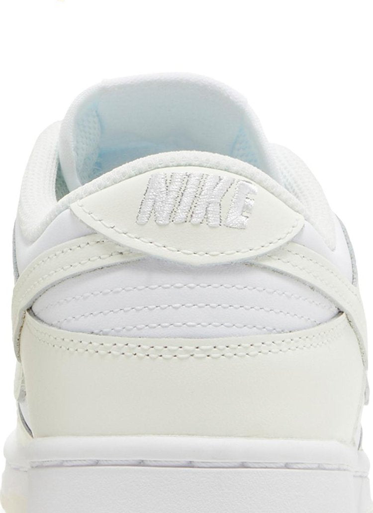 Wmns Dunk Low 'White Sail'