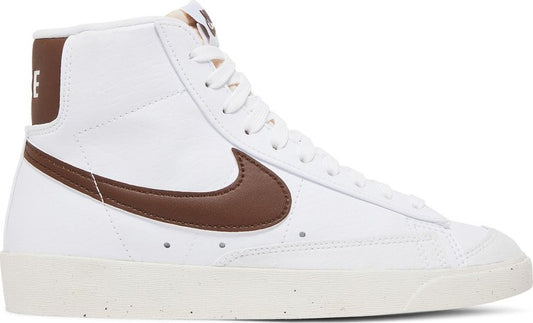נעלי סניקרס Wmns Blazer Mid '77 Next Nature 'Cacao Wow' של המותג נייקי בצבע לבן עשויות עוֹר