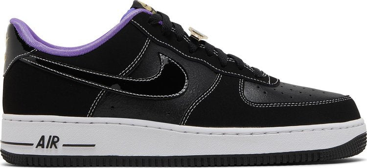 נעלי סניקרס Air Force 1 Low '07 LV8 EMB 'World Champ - Lakers' של המותג נייקי בצבע שָׁחוֹר עשויות עוֹר