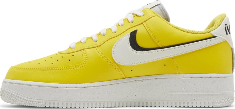 Air Force 1 '07 LV8 '82 - Tour Yellow'