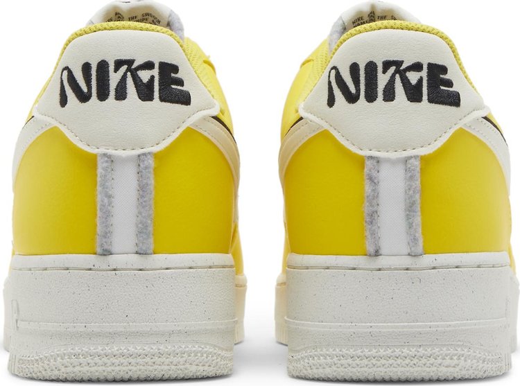Air Force 1 '07 LV8 '82 - Tour Yellow'