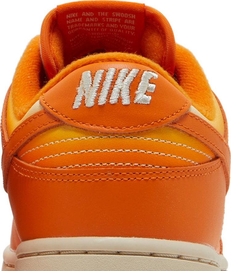 Wmns Dunk Low 'Magma Orange'