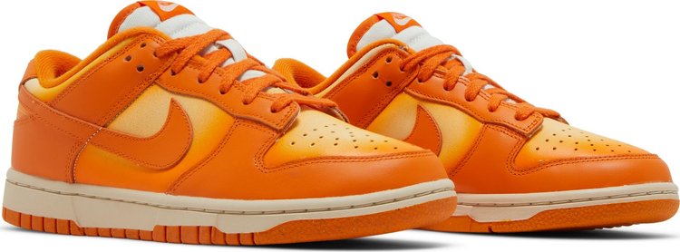 Wmns Dunk Low 'Magma Orange'