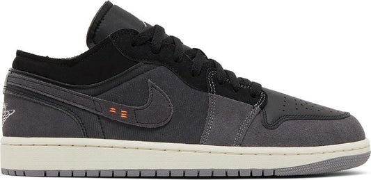 נעלי סניקרס Air Jordan 1 Low SE Craft 'Inside Out - Black' של המותג נייקי בצבע שָׁחוֹר עשויות עור (זמש)