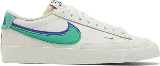 נעלי סניקרס Blazer Low '77 SE 'Double Swoosh - Phantom Green Royal' של המותג נייקי בצבע לבן עשויות סינתטי