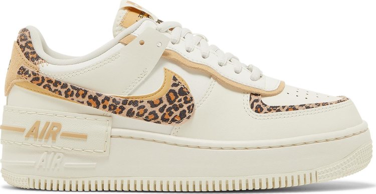 נעלי סניקרס Wmns Air Force 1 Shadow 'Leopard' של המותג נייקי בצבע קרם עשויות עוֹר