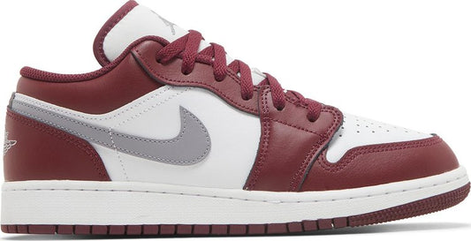נעלי סניקרס Air Jordan 1 Low GS 'Cherrywood Red' של המותג נייקי בצבע אָדוֹם עשויות עוֹר