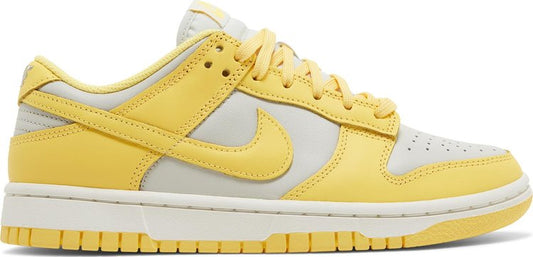 נעלי סניקרס Wmns Dunk Low 'Citron Pulse' של המותג נייקי בצבע צהוב עשויות עוֹר