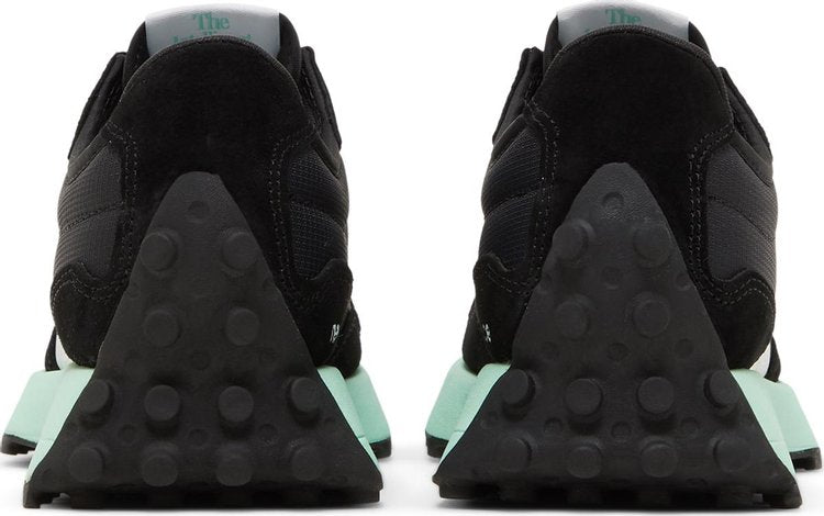 Wmns 327 'Black Bright Mint'