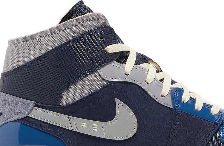 Air Jordan 1 Mid-Out-Obsidian