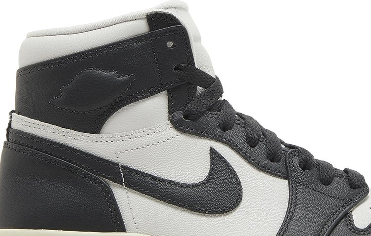 Wmns Air Jordan 1 Elevate High 'White Black'