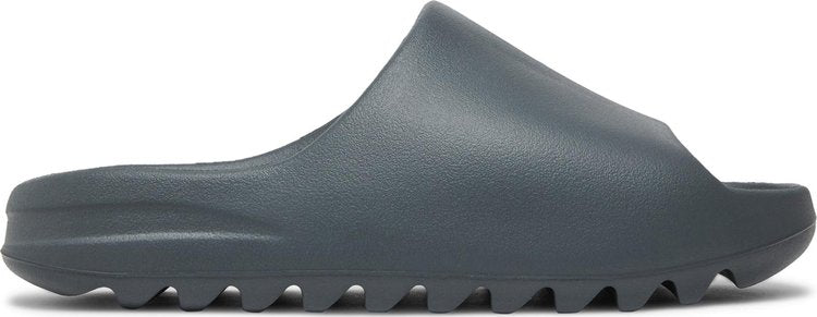 נעלי סניקרס Yeezy Slides 'Slate Grey' של המותג אדידס בצבע אפור עשויות קצף מסוג EVA (פולימר)