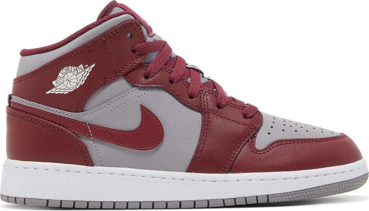 נעלי סניקרס Air Jordan 1 Mid GS 'Cherrywood Red' של המותג נייקי בצבע אָדוֹם עשויות עוֹר