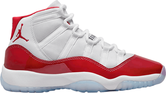 נעלי סניקרס Air Jordan 11 Retro GS 'Cherry' של המותג נייקי בצבע לבן עשויות עוֹר